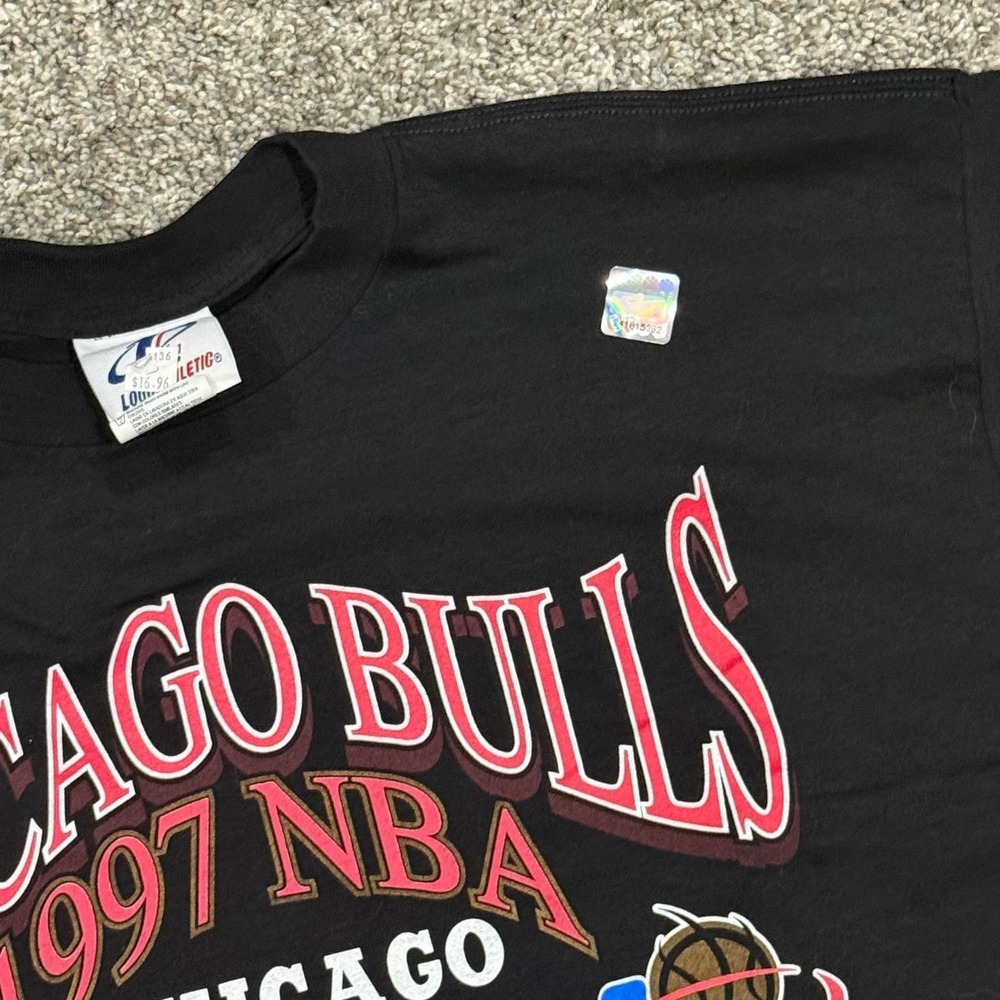 NEW Vintage Logo Athletic Chicago Bulls 1997 NBA Champions T-Shirt Black Mens XL - Picture 4 of 5